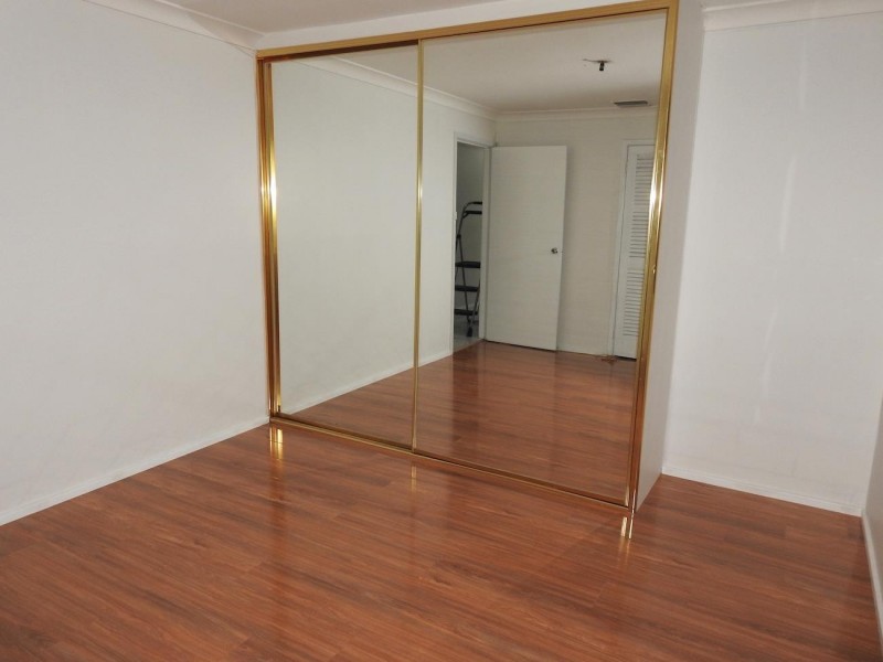 38 Canterbury Road, St Johns Park NSW 2176