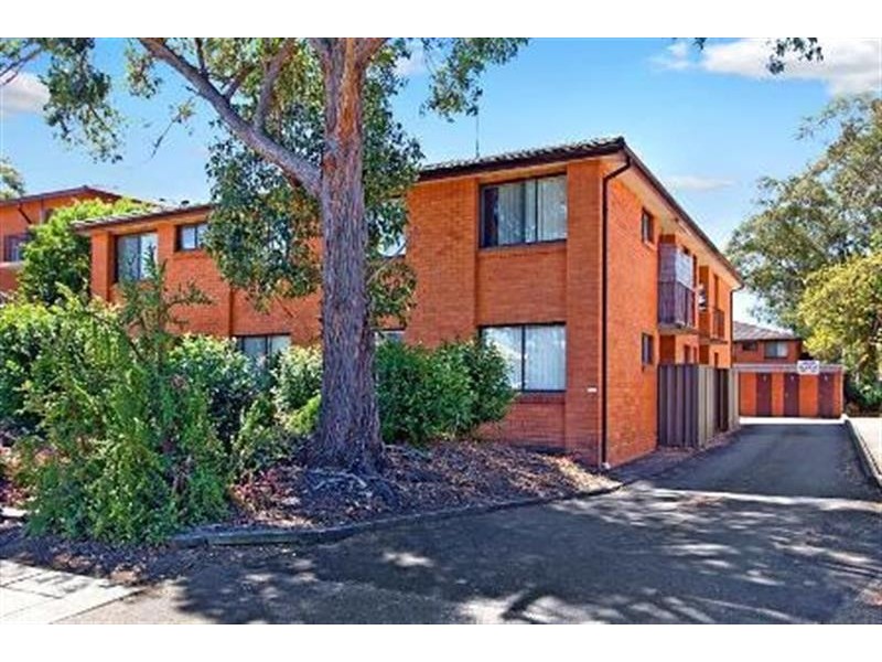 12/13 Preston Street, Jamisontown NSW 2750