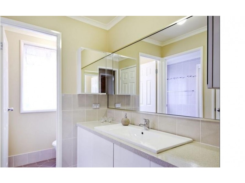 6 Cheryl Place, Plumpton NSW 2761