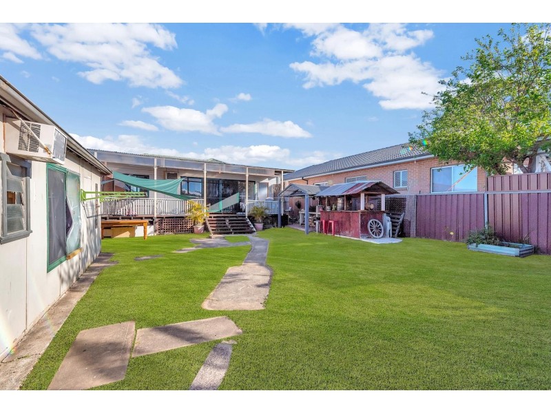 7 Eacham Street, Fairfield West NSW 2165