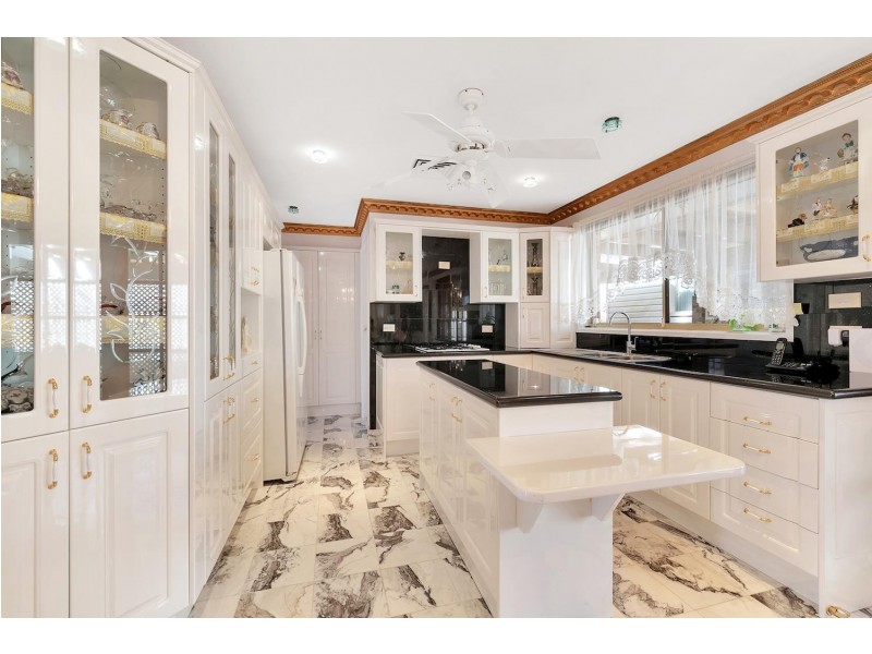 21 Marcellus Place, Rosemeadow NSW 2560