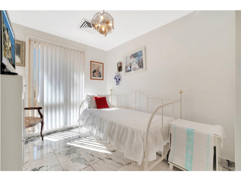 21 Marcellus Place, Rosemeadow NSW 2560