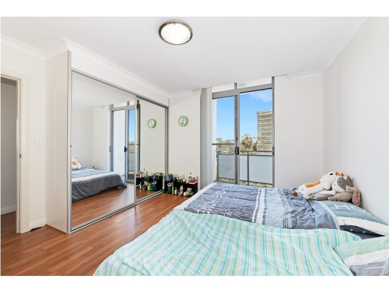 8/47 Railway Crescent, Burwood NSW 2134