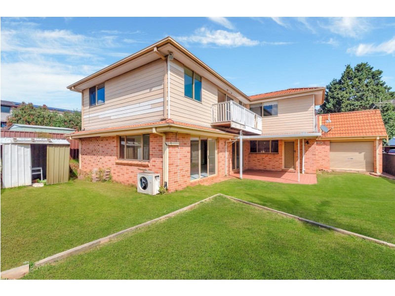 5 Peat Close, Eagle Vale NSW 2558