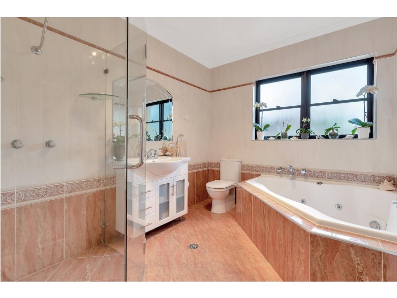 18 Belar Avenue, Villawood NSW 2163