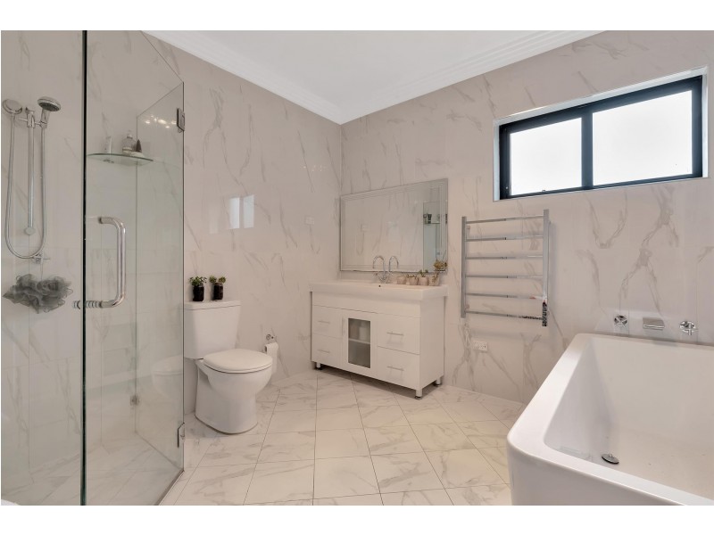 18 Belar Avenue, Villawood NSW 2163