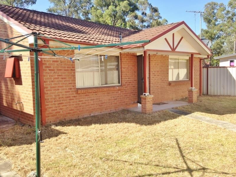 7b Palmyra  Avenue, Lethbridge Park NSW 2770