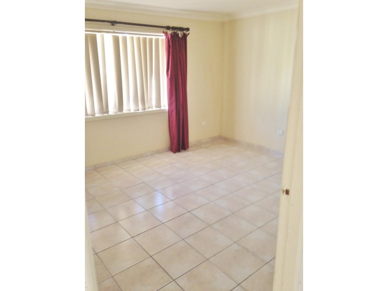 7b Palmyra  Avenue, Lethbridge Park NSW 2770