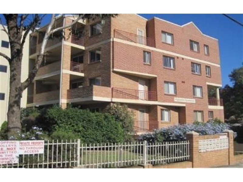 40/8-10 Fourth Avenue, Blacktown NSW 2148