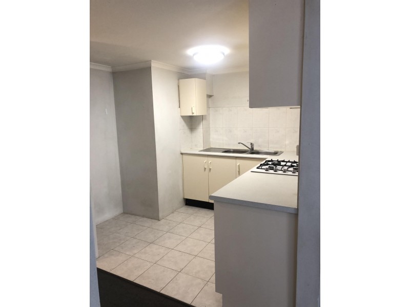 40/8-10 Fourth Avenue, Blacktown NSW 2148