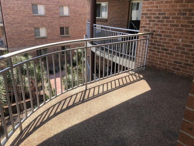 40/8-10 Fourth Avenue, Blacktown NSW 2148