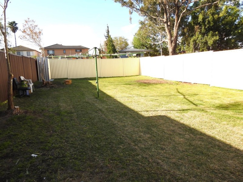 18 Joyce Street, Fairfield Heights NSW 2165