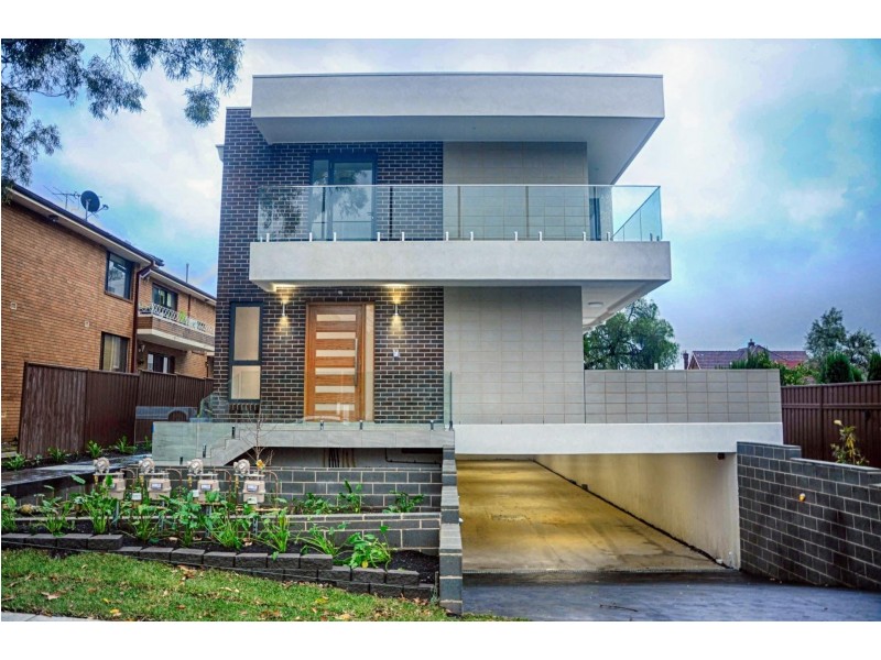 2/1 Shipley Avenue, North Strathfield NSW 2137