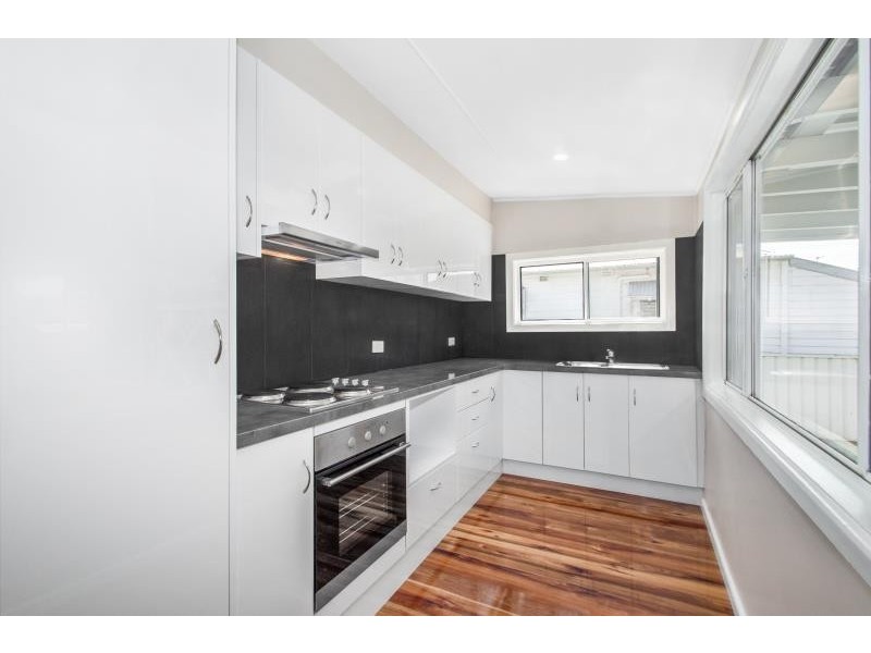 221 Lawrence Hargrave Drive, Thirroul NSW 2515