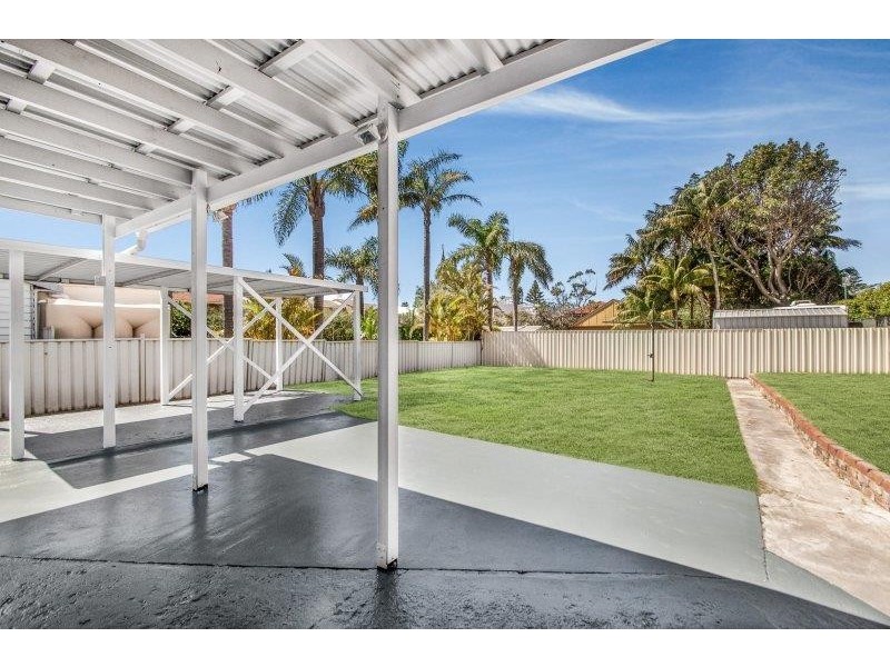 221 Lawrence Hargrave Drive, Thirroul NSW 2515