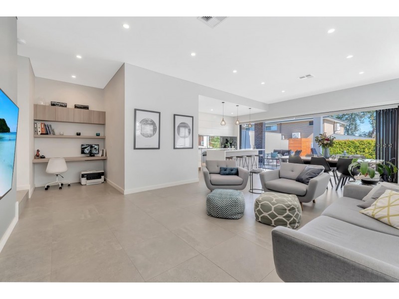 2 Angelina Crescent, Cabramatta NSW 2166