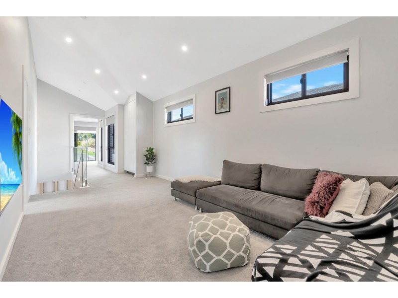 2 Angelina Crescent, Cabramatta NSW 2166