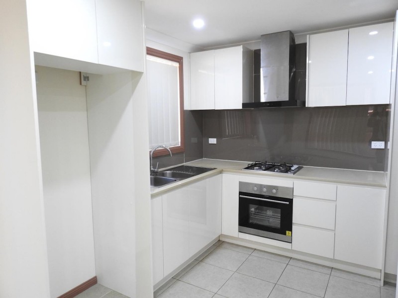 44A Cockatiel Circuit, Green Valley NSW 2168