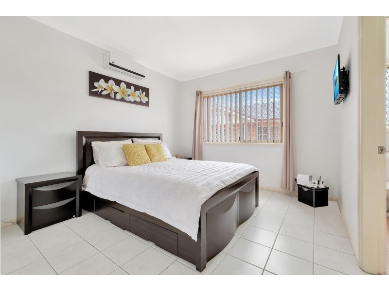 4/16A Oxford Street, Smithfield NSW 2164