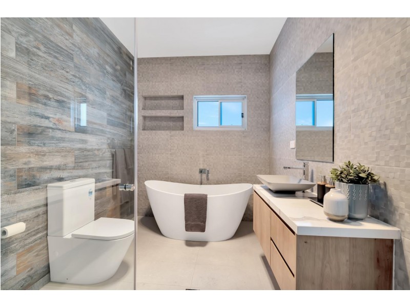 178 Willowdale Drive, Denham Court NSW 2565