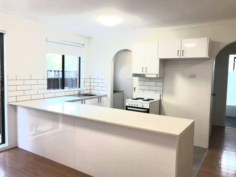 12/13 Preston Street, Penrith NSW 2750