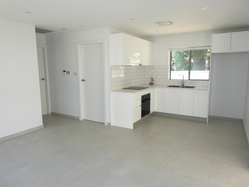 30A Benelong Avenue, Smithfield NSW 2164