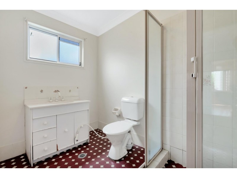 9 Quiros Avenue, Fairfield West NSW 2165