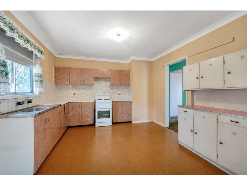 11 Kiola Street, Smithfield NSW 2164