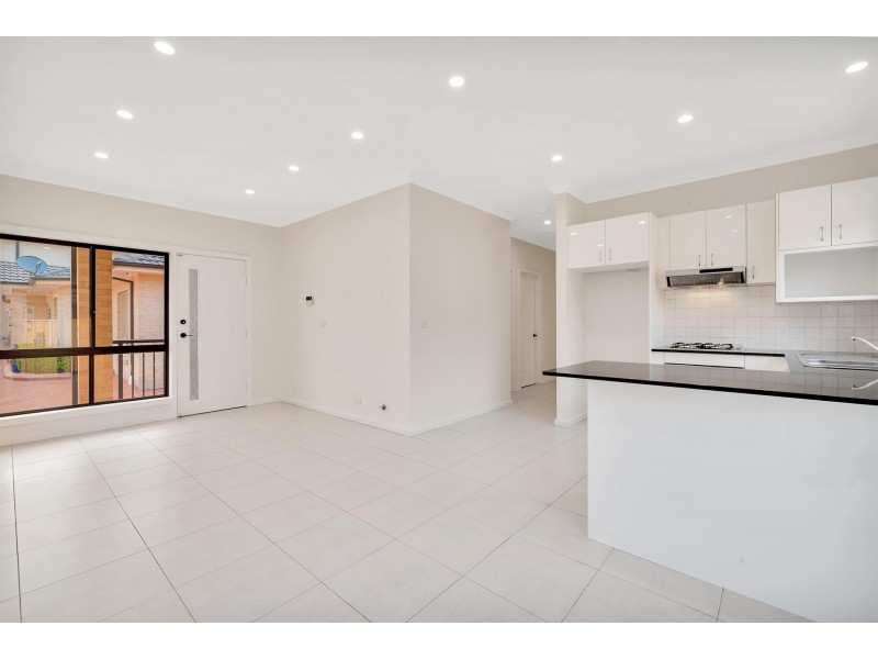 8/202-204 Ware  Street, Fairfield NSW 2165