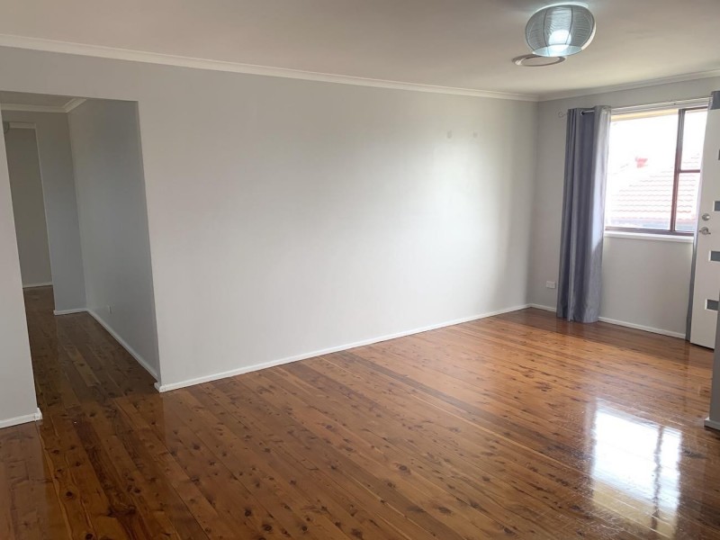 90 Melville Road, St Clair NSW 2759