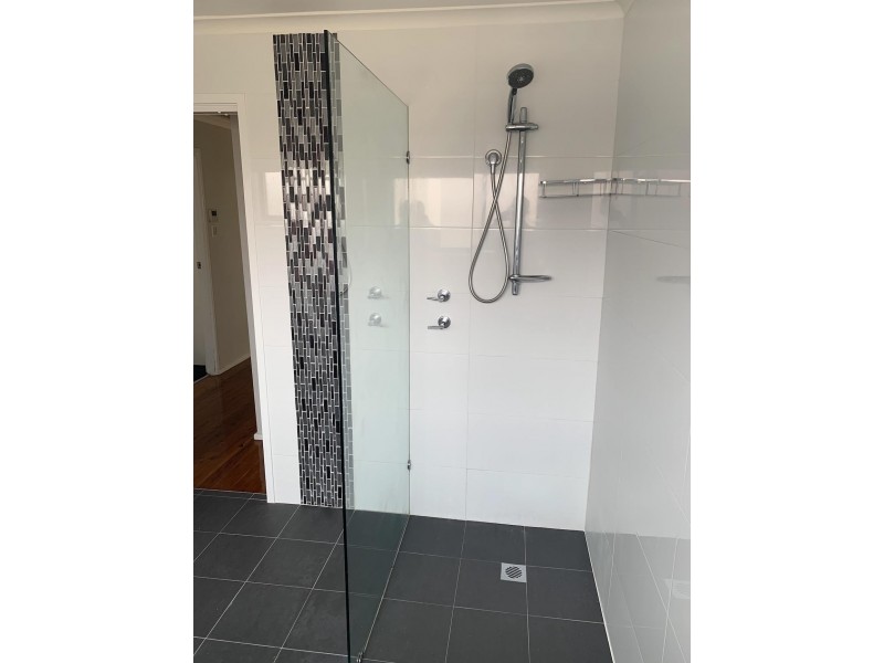 90 Melville Road, St Clair NSW 2759