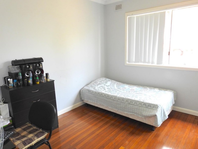 60 Flowerdale Road, Liverpool NSW 2170