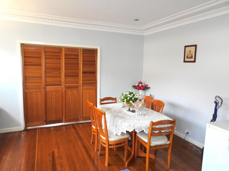 60 Flowerdale Road, Liverpool NSW 2170