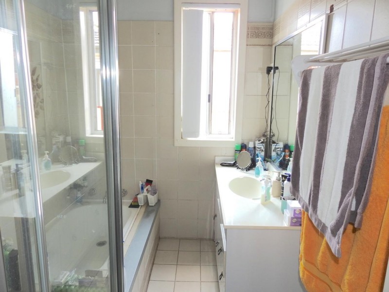 60 Flowerdale Road, Liverpool NSW 2170