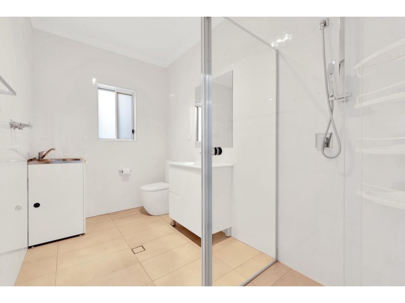 35A Gardiner Crescent, Fairfield West NSW 2165