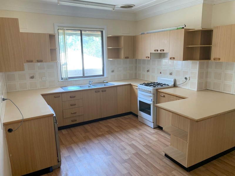 136 mersey Road, Bringelly NSW 2556