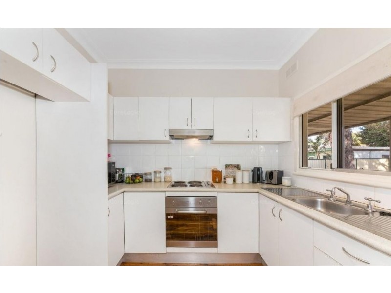 5 Melbourne Street, Oxley Park NSW 2760