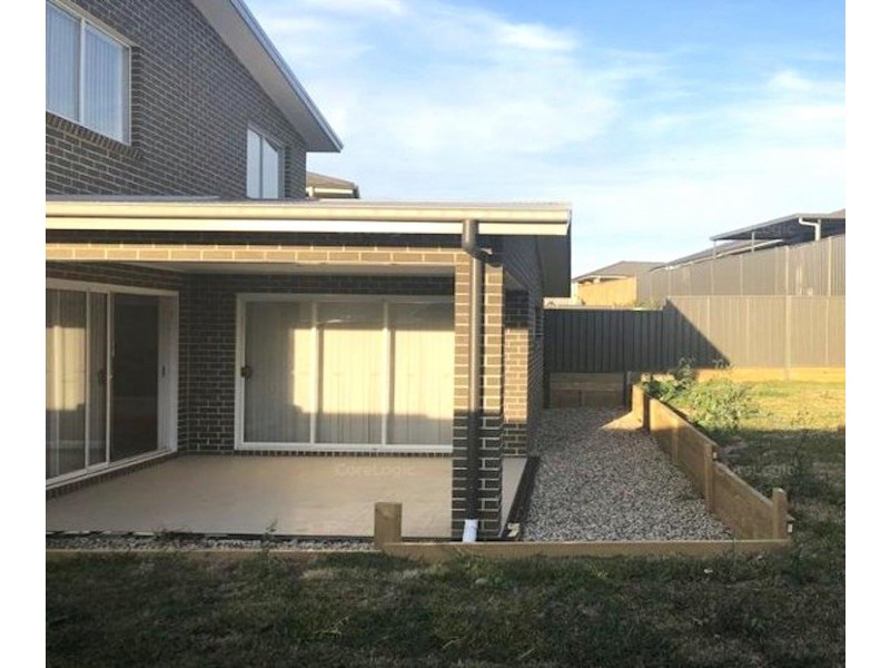 4 McCormack Street, Oran Park NSW 2570