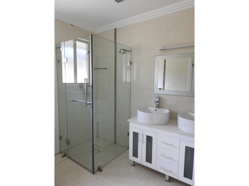 Bossley Park NSW 2176