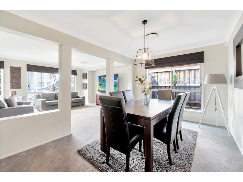 43  Lilydale Drive, Woodcroft NSW 2767