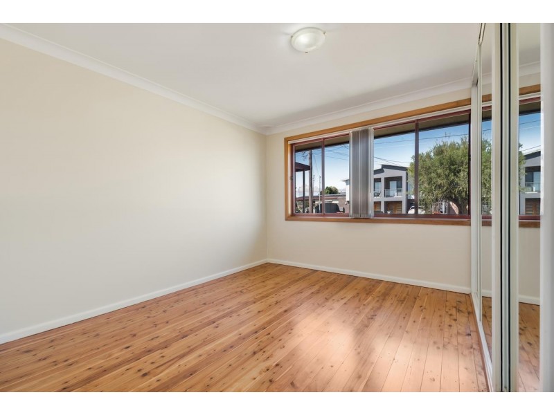 122 Stella Street, Fairfield Heights NSW 2165