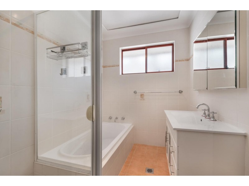 122 Stella Street, Fairfield Heights NSW 2165