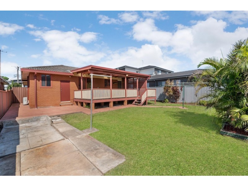 122 Stella Street, Fairfield Heights NSW 2165