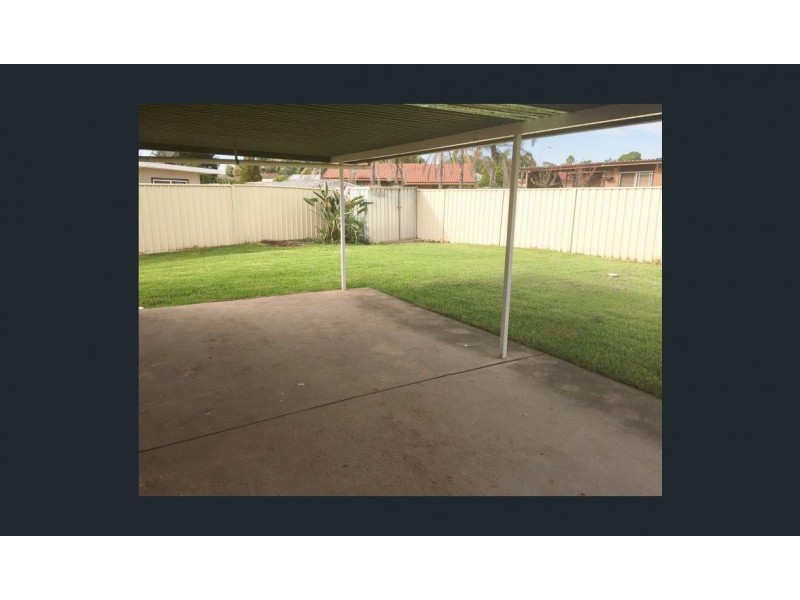 14 Pioneer  Grove, Werrington Downs NSW 2747