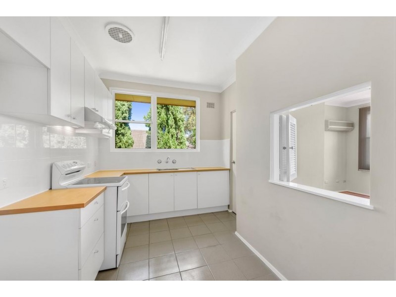 8/7 The Avenue, Ashfield NSW 2131