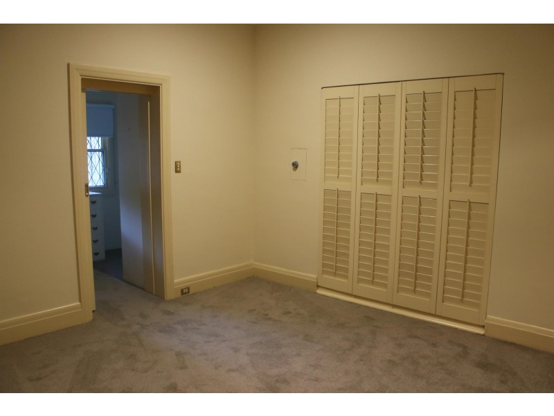 2 Holdsworth Avenue, St Leonards NSW 2065