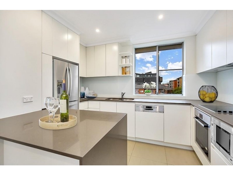 6B/29 Anzac  Parade, Kensington NSW 2033