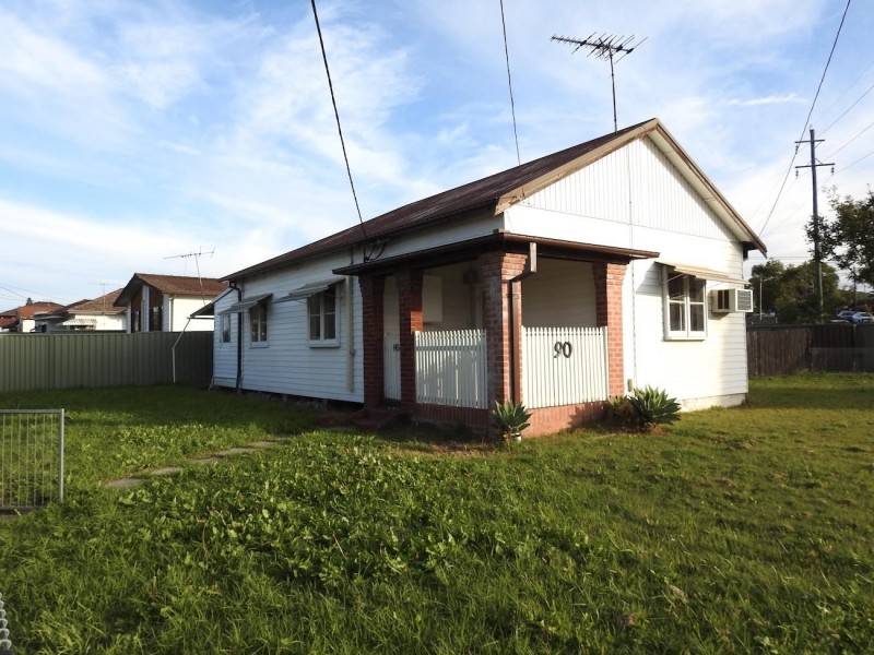 90 Granville Street, Smithfield NSW 2164