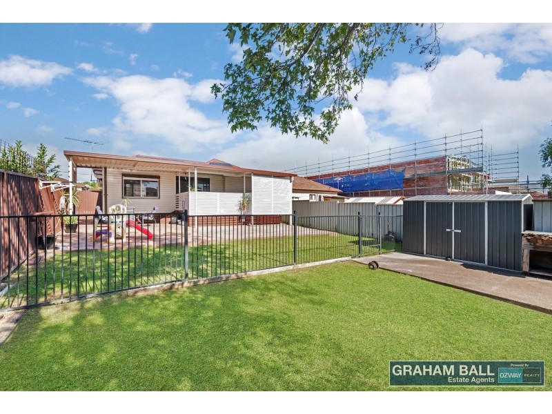 22  Lang Street, Smithfield NSW 2164