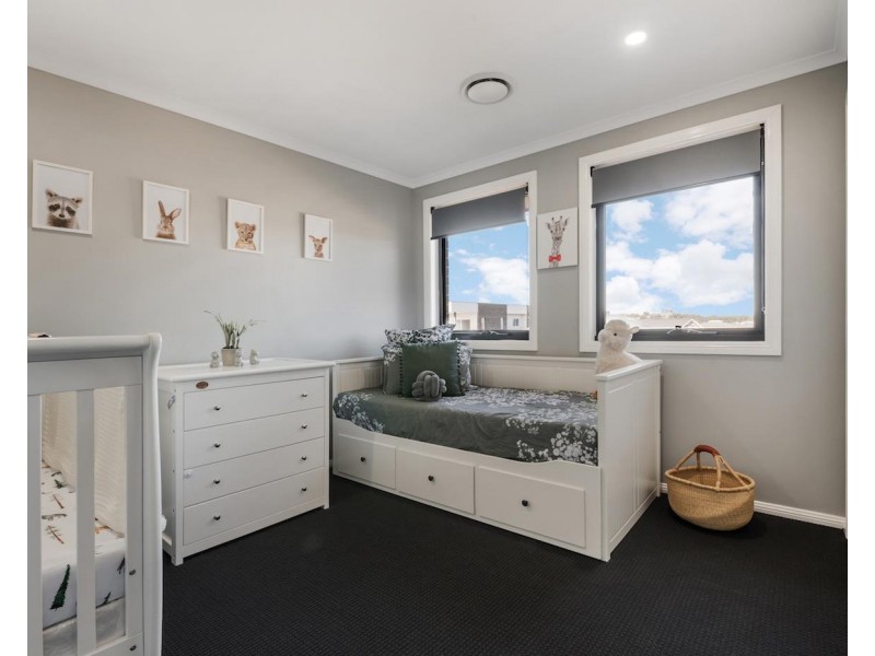 10 Orlando Street, Oran Park NSW 2570